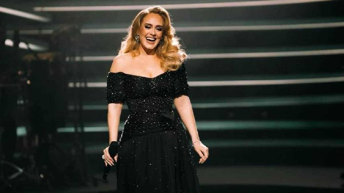 أديل Adele تعلن تأجيل حفلاتها في لاس فيجاس