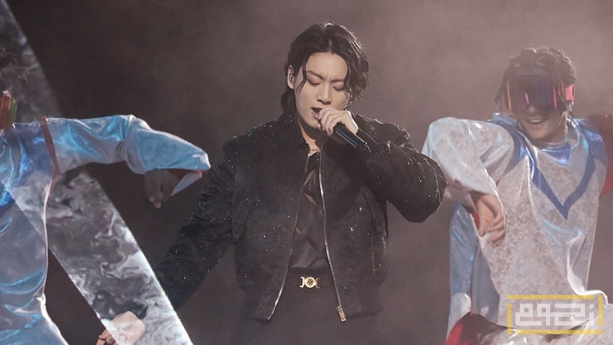 نجم فرقة BTS يشعل حفل افتتاح بطولة كأس العالم 2022 بأغنية "حالمون"