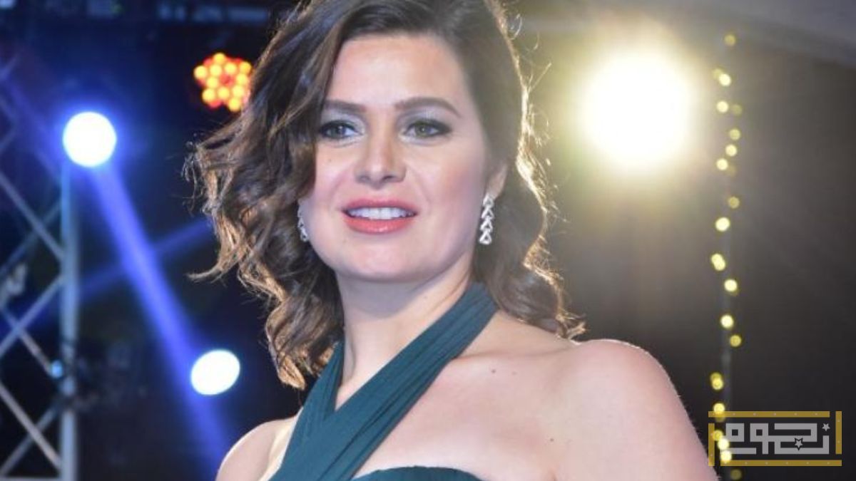 يسرا اللوزي فتاة متسلقة في رمضان 2023