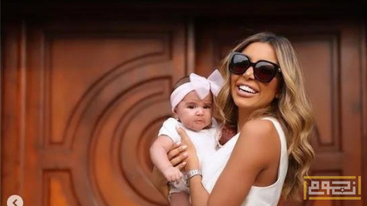 علياء بسيوني تشارك جمهورها جلسة تصويرية بصحبة أبنتيها عبر انستقرام