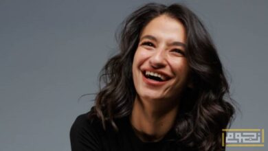 أميرة أديب تطلق مبادرة لتوزيع هواتف محمولة