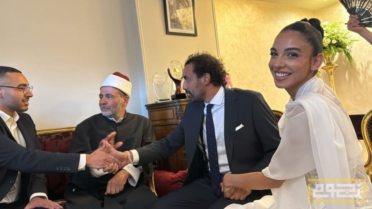 من هو إدريس عبد العزيز زوج سلمى أبو ضيف؟