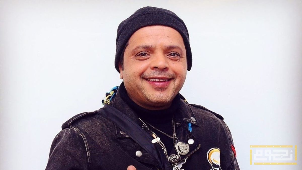 محمد هنيدي يشارك الجمهور أول بوستر لمسلسله "شهادة معاملة أطفال"