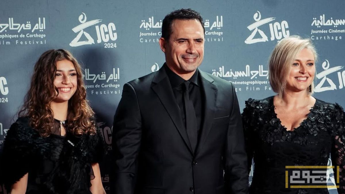 ظافر العابدين يتصدر المشهد بعد ظهوره مع أسرته