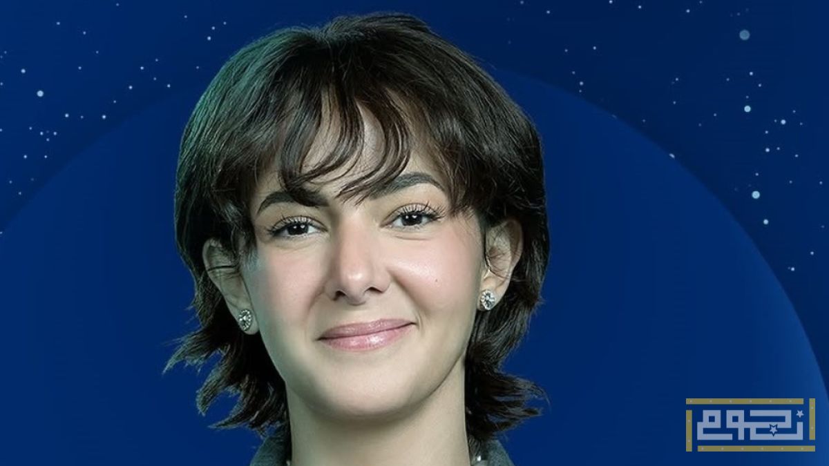 مسلسل "عايشة الدور"، انطلقت أحداثه في أجواء كوميدية، حيث تجسد الفنانة دنيا سمير غانم شخصية "عايشة"، وهي سيدة مطلقة