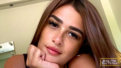 ياسمين عبد العزيز تحافظ على عادتها