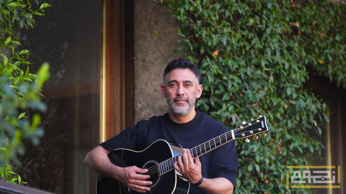 عمرو مصطفى تصدر الواجهة في الساعات الأخيرة بعد الكشف عن حالته الصحية، حيث خضع لعملية جراحية دقيقة لإزالة ورم سرطاني في الظهر