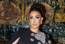 ظهور غادة عبد الرازق على كرسي متحرك في الساحل الشمالي