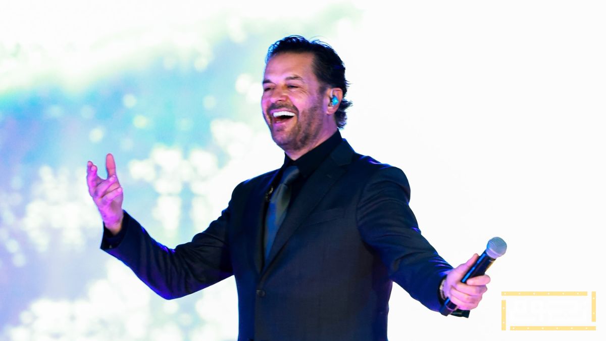 القصة كاملة وراء منع راغب علامة من الغناء في مصر