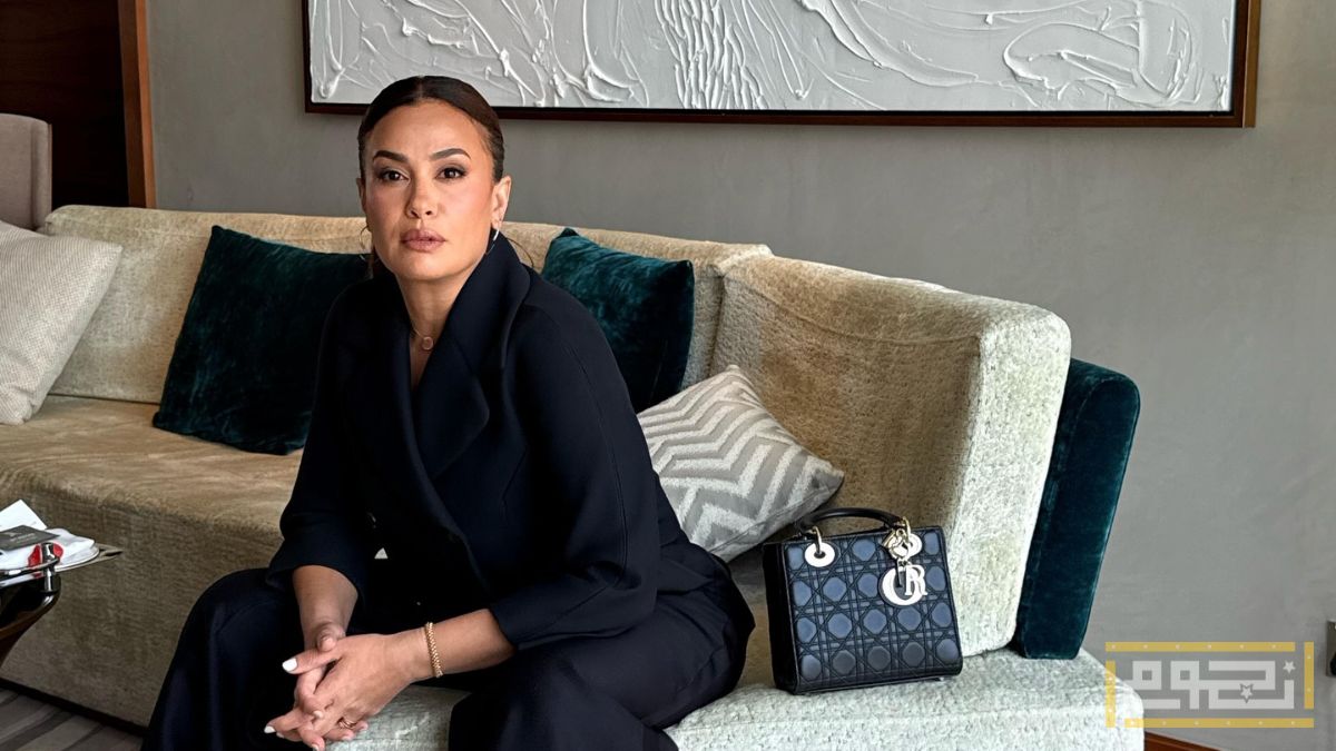 هند صبري تبكي جمهورها