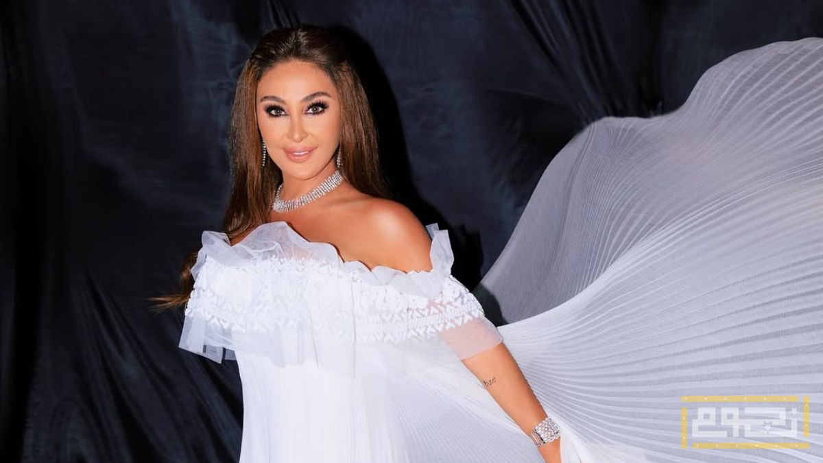 إليسا تفاجئ الجمهور بالغناء مع كارول سماحة