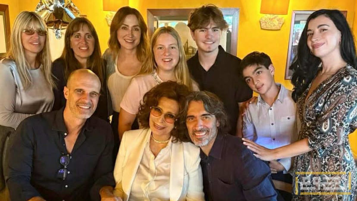 لمحات من مسيرة أيقونة الجمال العالمية صوفيا لورين 