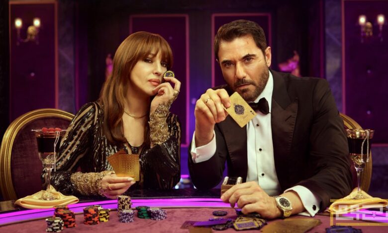 مونيكا بيلوتشي تنشر صورة مشوقة مع أحمد عز