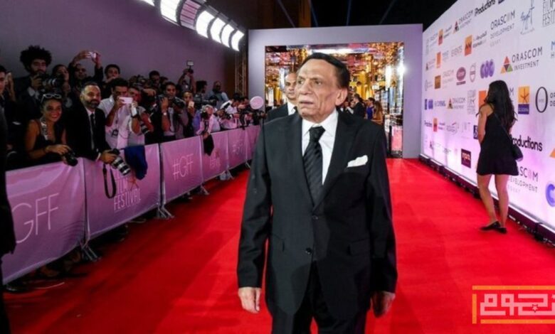 هل أكدت إسعاد يونس اعتزل عادل إمام؟