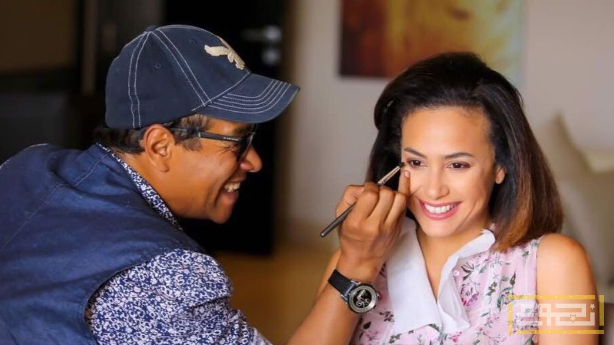 رسائل مؤثرة من النجوم في وداع الماكيير محمد عبد الحميد