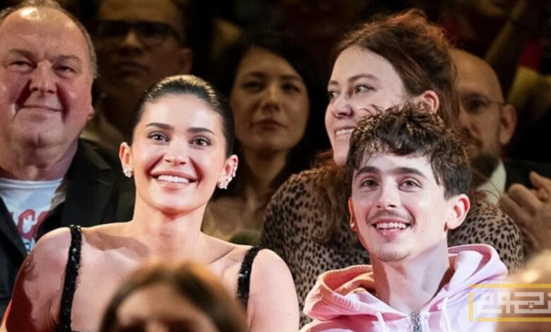 كايلي جينر تدعم تيموثي شالاميت في حفل الأوسكار 2026