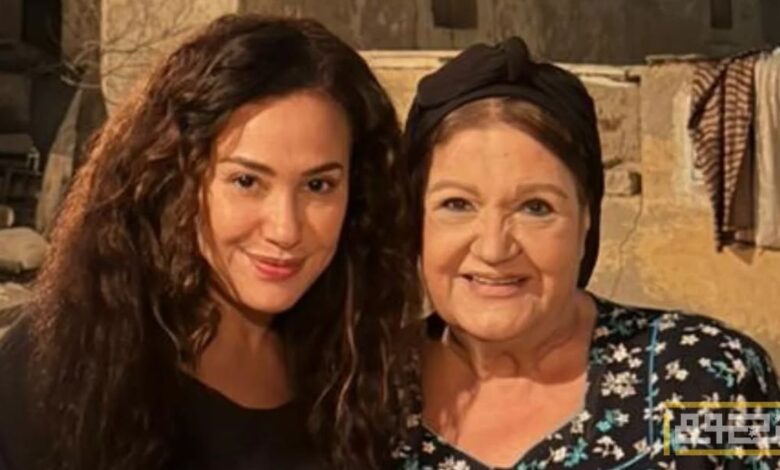 ميمي جمال تكشف كواليس خلاف هند صبري ومها نصار