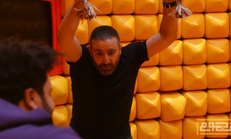 رامز جلال يفشل في انتزاع الاعترافات من أحمد السقا