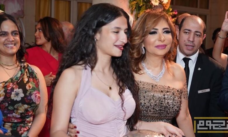 رسالة مؤثرة من لميس الحديدي لابنها بعد حفل خطوبته
