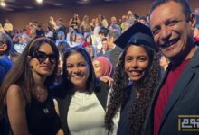 زينة بجوار ابنة شيرين عبدالوهاب في تخرجها
