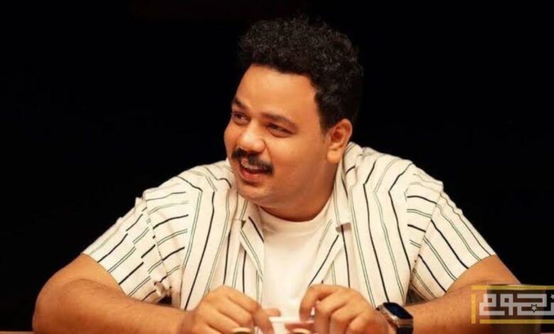 مصطفى غريب يعيد تقديم مسرحية ليلة عسل في القاهرة